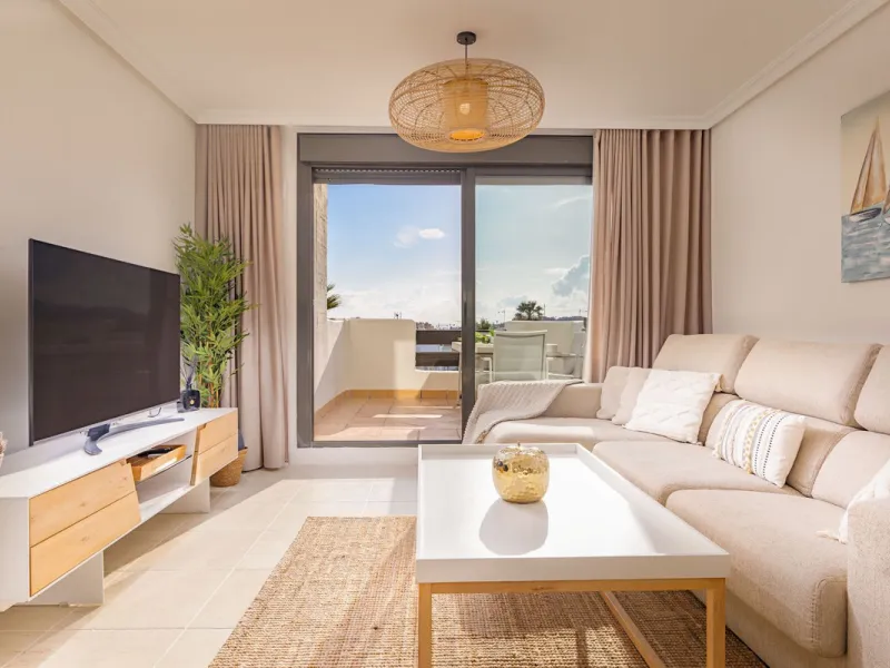 Luxury Duplex Penthouse with Panoramic Sea Views – Estepona with valid RTA (touristic rental licence).