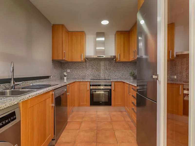 Luxury Duplex Penthouse with Panoramic Sea Views – Estepona with valid RTA (touristic rental licence).