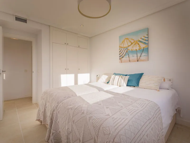 Luxury Duplex Penthouse with Panoramic Sea Views – Estepona with valid RTA (touristic rental licence).