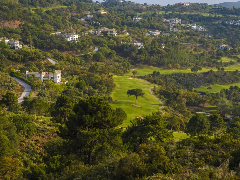 Excellent flat plot currently available for development in La Zagaleta, offering maximum privacy.