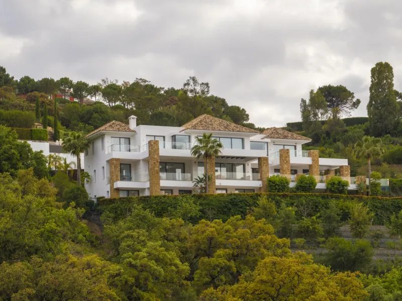 Excellent flat plot currently available for development in La Zagaleta, offering maximum privacy.