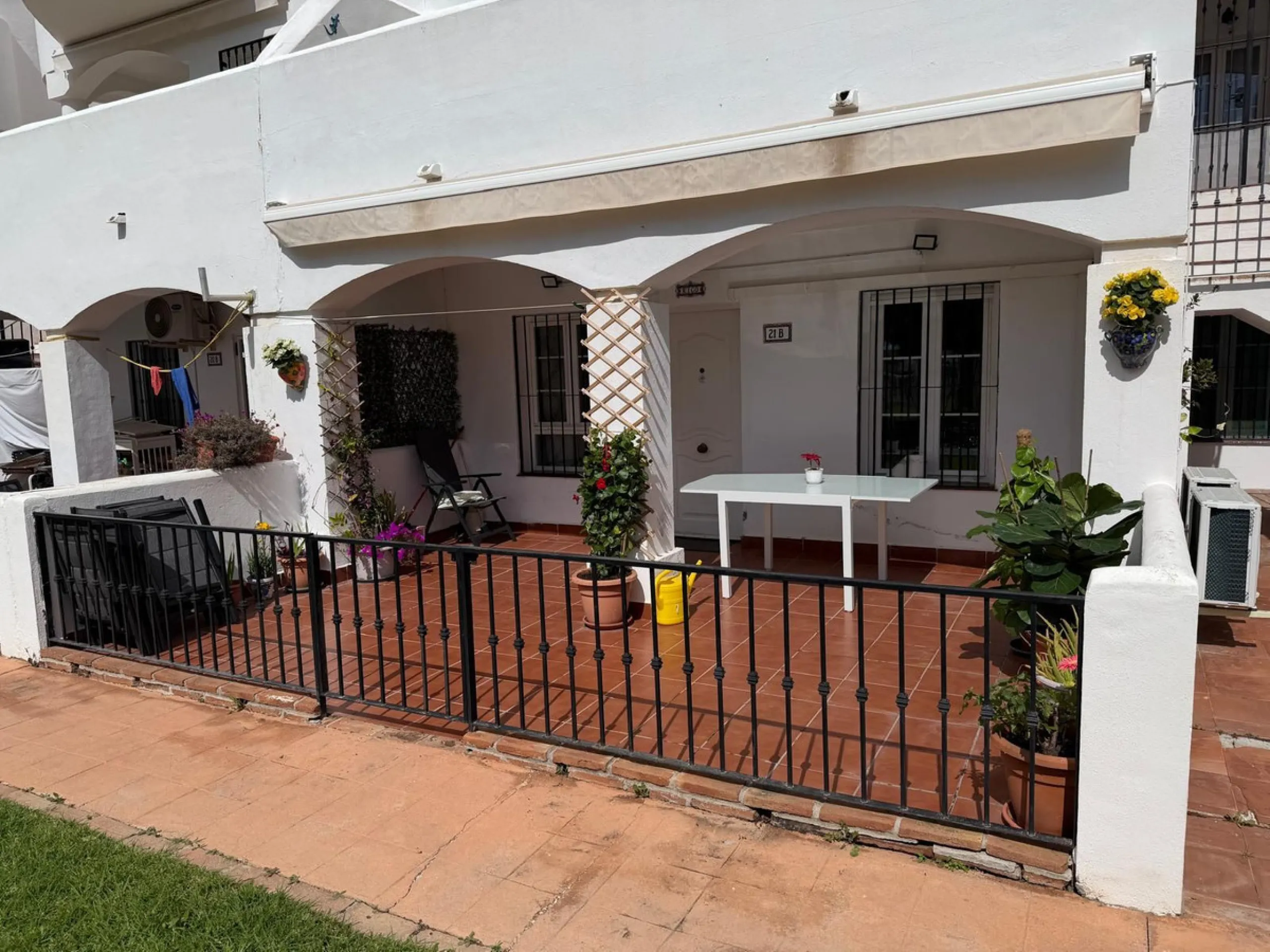 Apartment - Middle Floor Apartment в продаже в Benalmadena, Málaga. В доме 2 спален и 2 ванных комнат. Площадь дома 75 м²