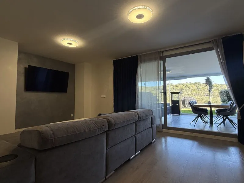 Apartment in Estepona – Serenity Views