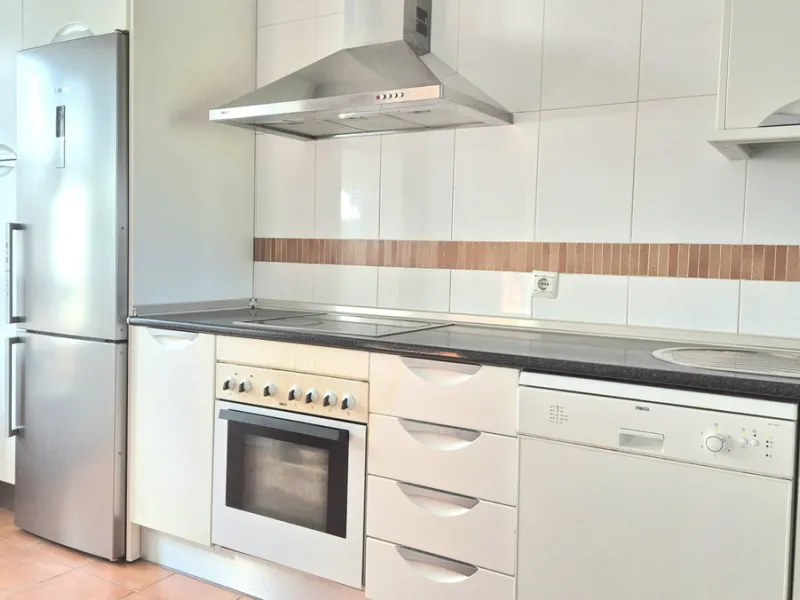 House - Townhouse в продаже в Alhaurín el Grande, Málaga. В доме 3 спален и 3 ванных комнат. Площадь дома 242 м²