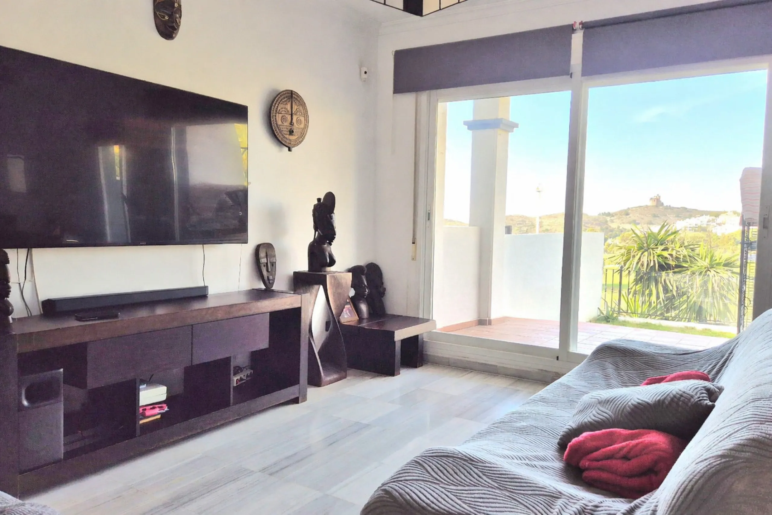 House - Townhouse в продаже в Alhaurín el Grande, Málaga. В доме 3 спален и 3 ванных комнат. Площадь дома 242 м²