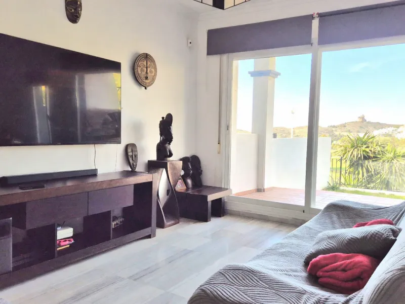 House - Townhouse в продаже в Alhaurín el Grande, Málaga. В доме 3 спален и 3 ванных комнат. Площадь дома 242 м²