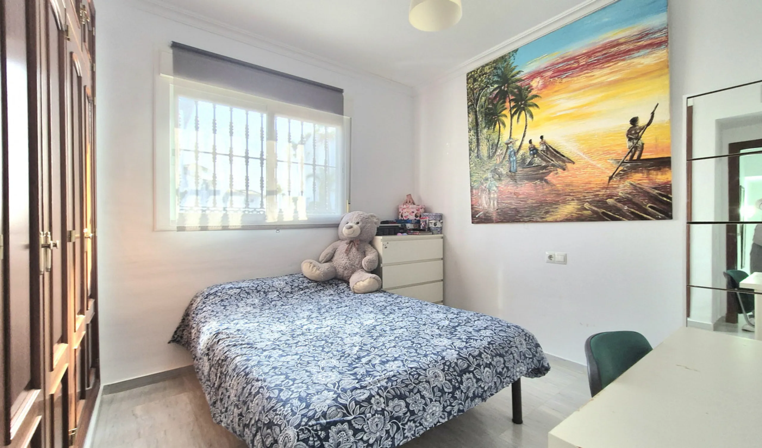 House - Townhouse в продаже в Alhaurín el Grande, Málaga. В доме 3 спален и 3 ванных комнат. Площадь дома 242 м²