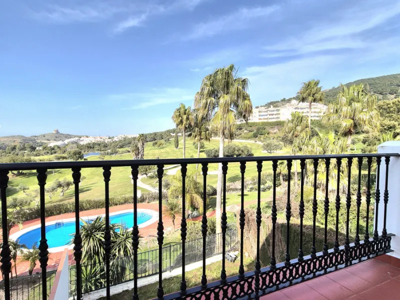 House - Townhouse в продаже в Alhaurín el Grande, Málaga. В доме 3 спален и 3 ванных комнат. Площадь дома 242 м²