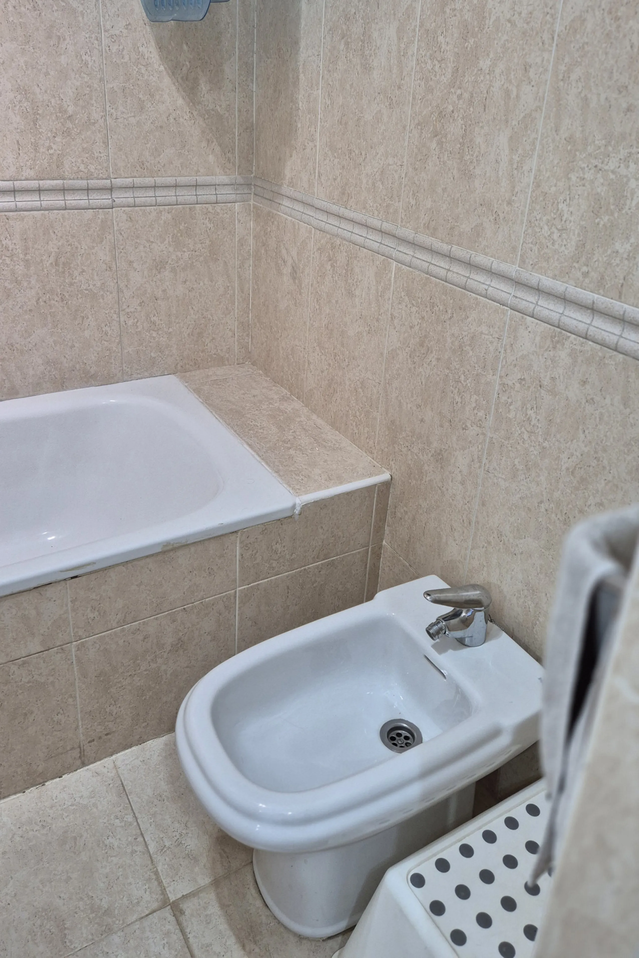 House - Townhouse в продаже в Alhaurín el Grande, Málaga. В доме 3 спален и 3 ванных комнат. Площадь дома 242 м²