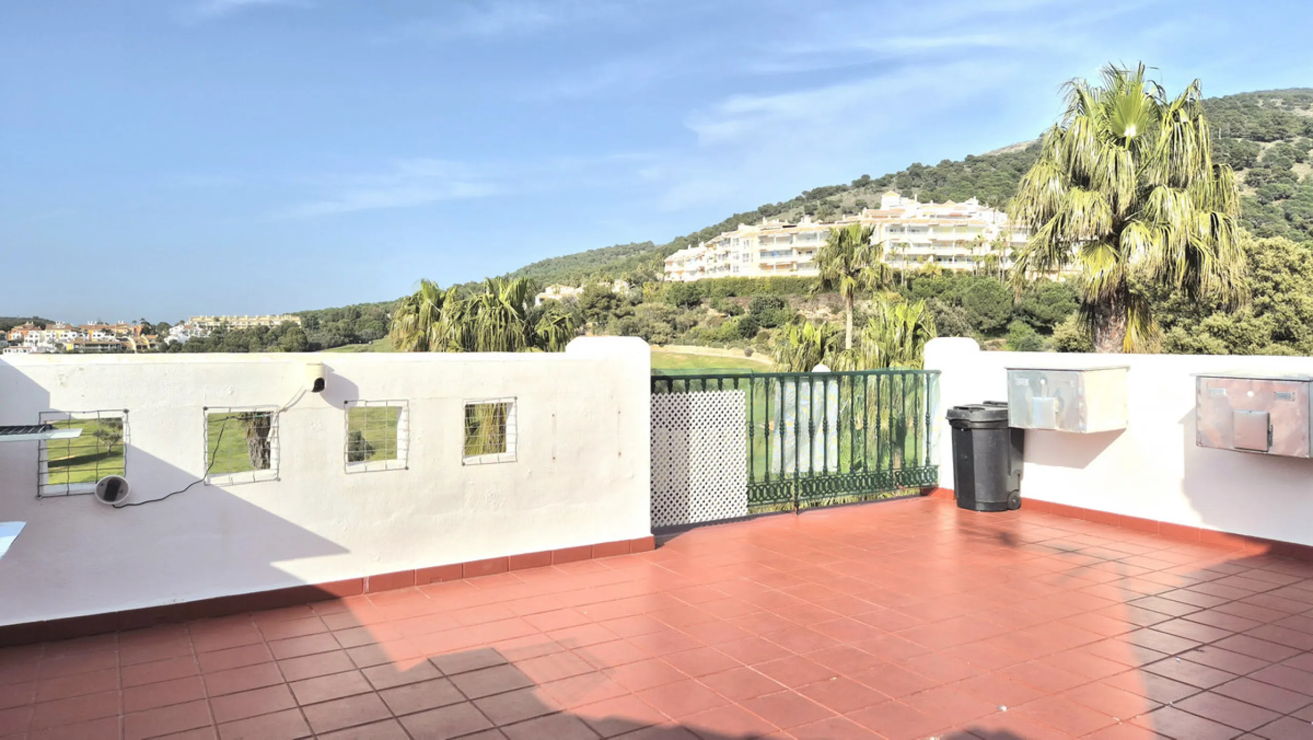 House - Townhouse в продаже в Alhaurín el Grande, Málaga. В доме 3 спален и 3 ванных комнат. Площадь дома 242 м²