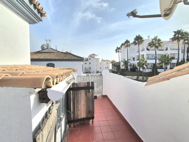 House - Townhouse в продаже в Alhaurín el Grande, Málaga. В доме 3 спален и 3 ванных комнат. Площадь дома 242 м²