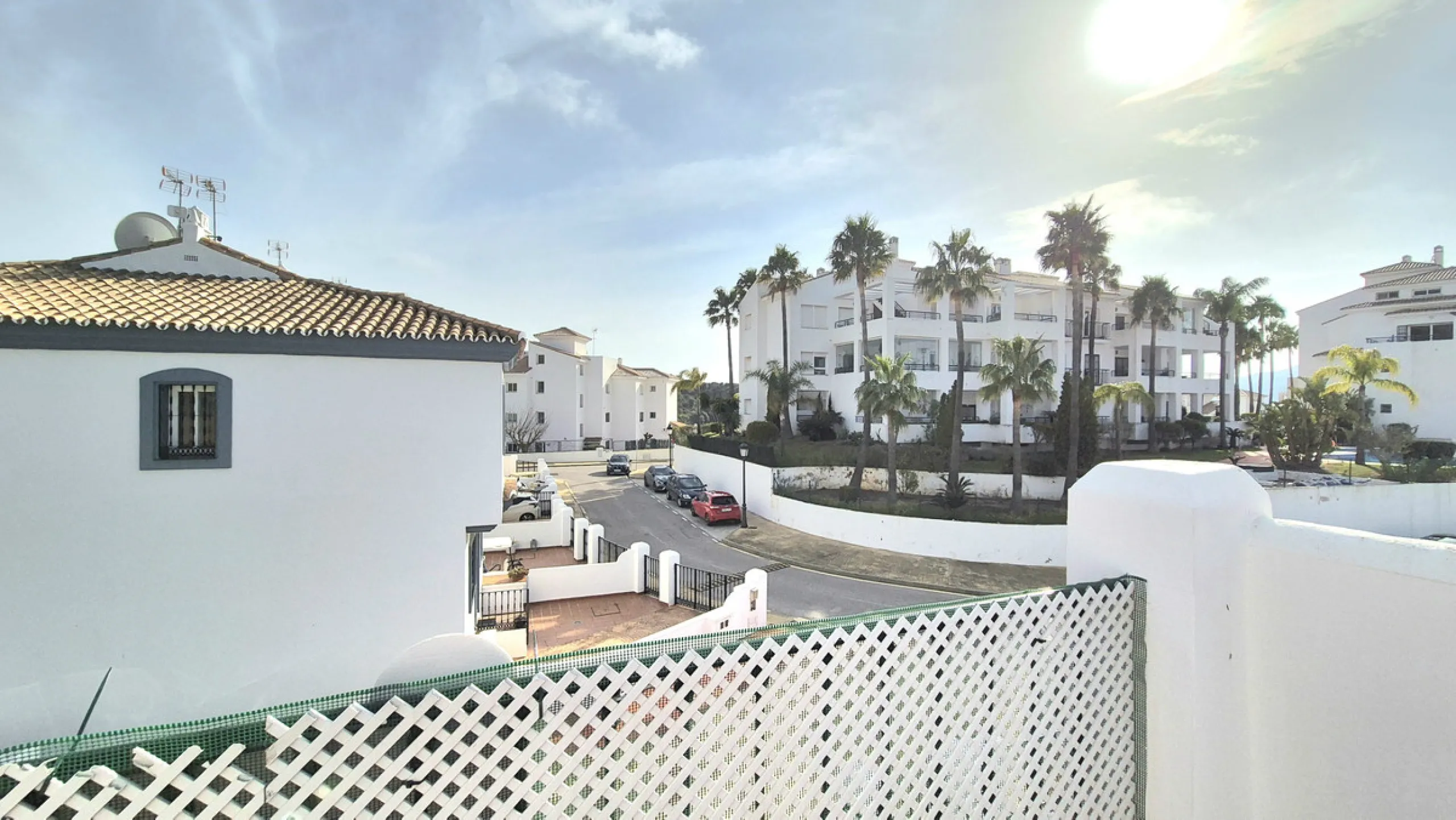 House - Townhouse в продаже в Alhaurín el Grande, Málaga. В доме 3 спален и 3 ванных комнат. Площадь дома 242 м²