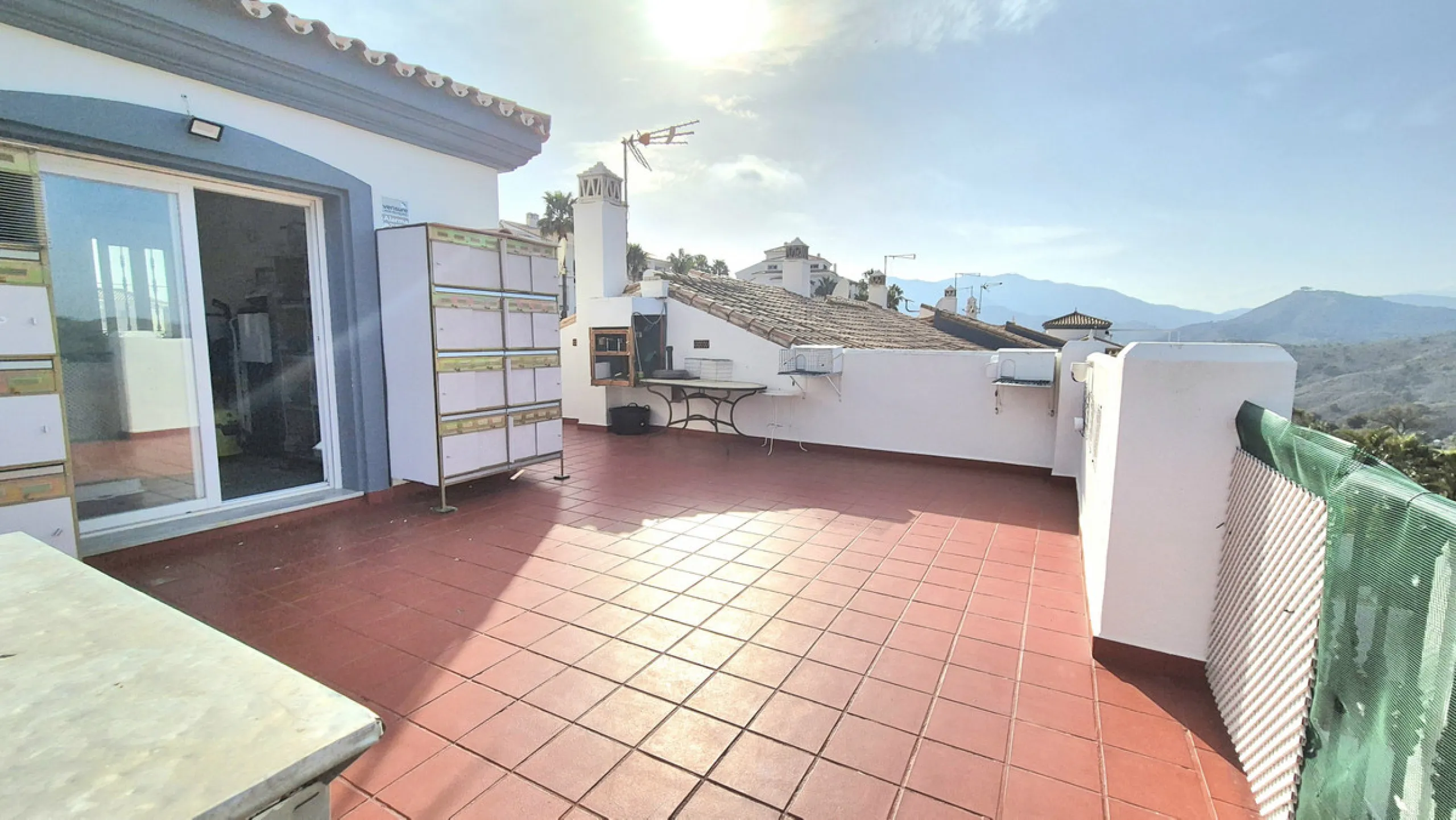 House - Townhouse в продаже в Alhaurín el Grande, Málaga. В доме 3 спален и 3 ванных комнат. Площадь дома 242 м²