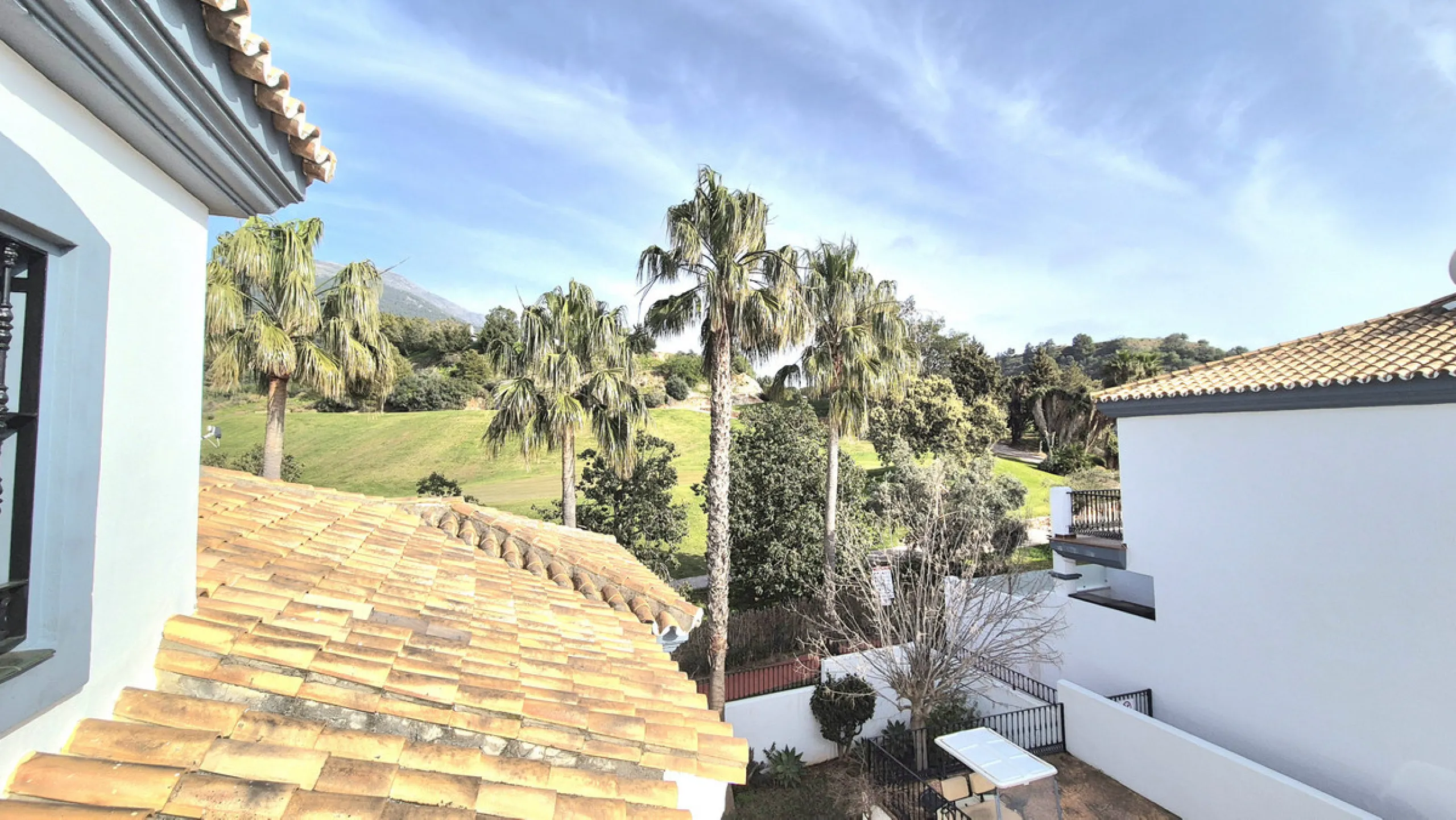 House - Townhouse в продаже в Alhaurín el Grande, Málaga. В доме 3 спален и 3 ванных комнат. Площадь дома 242 м²