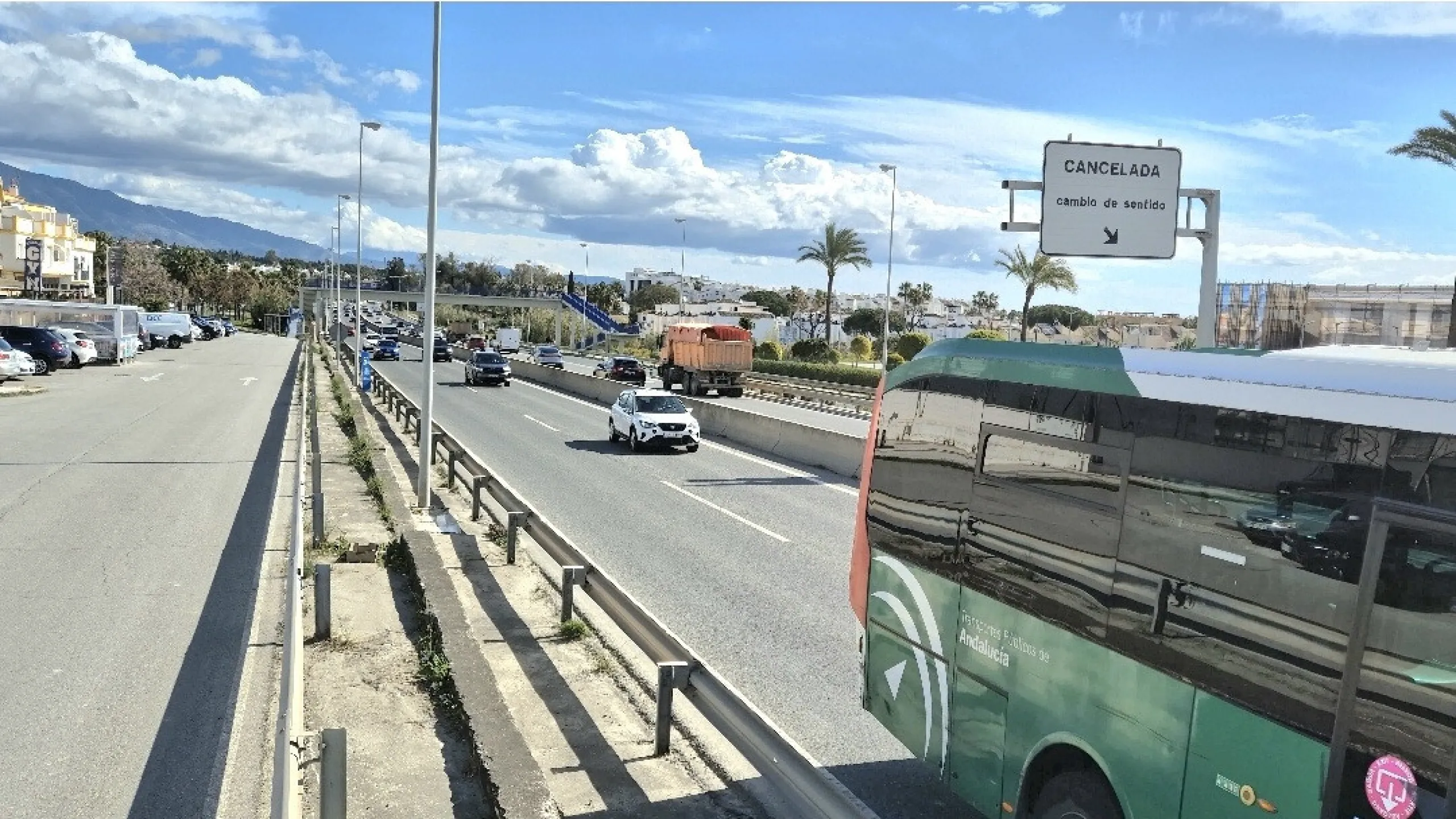 Plot - Land в продаже в Estepona, Málaga. Площадь участка 594 м²