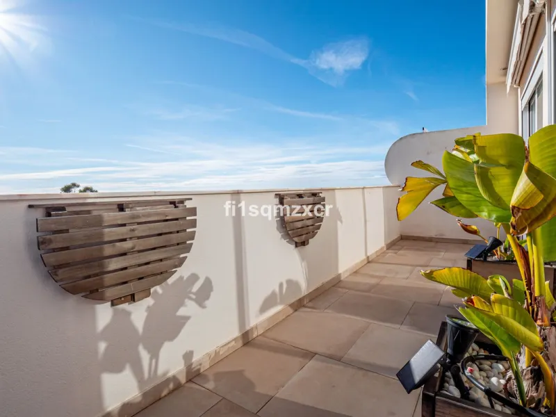 This unique corner penthouse with extraordinary views is located just a few minutes' walk from one of Marbella's most beautiful beaches, home to the best beach clubs, chiringuitos, and beach restaurants. The property has been completely redesigned and mod