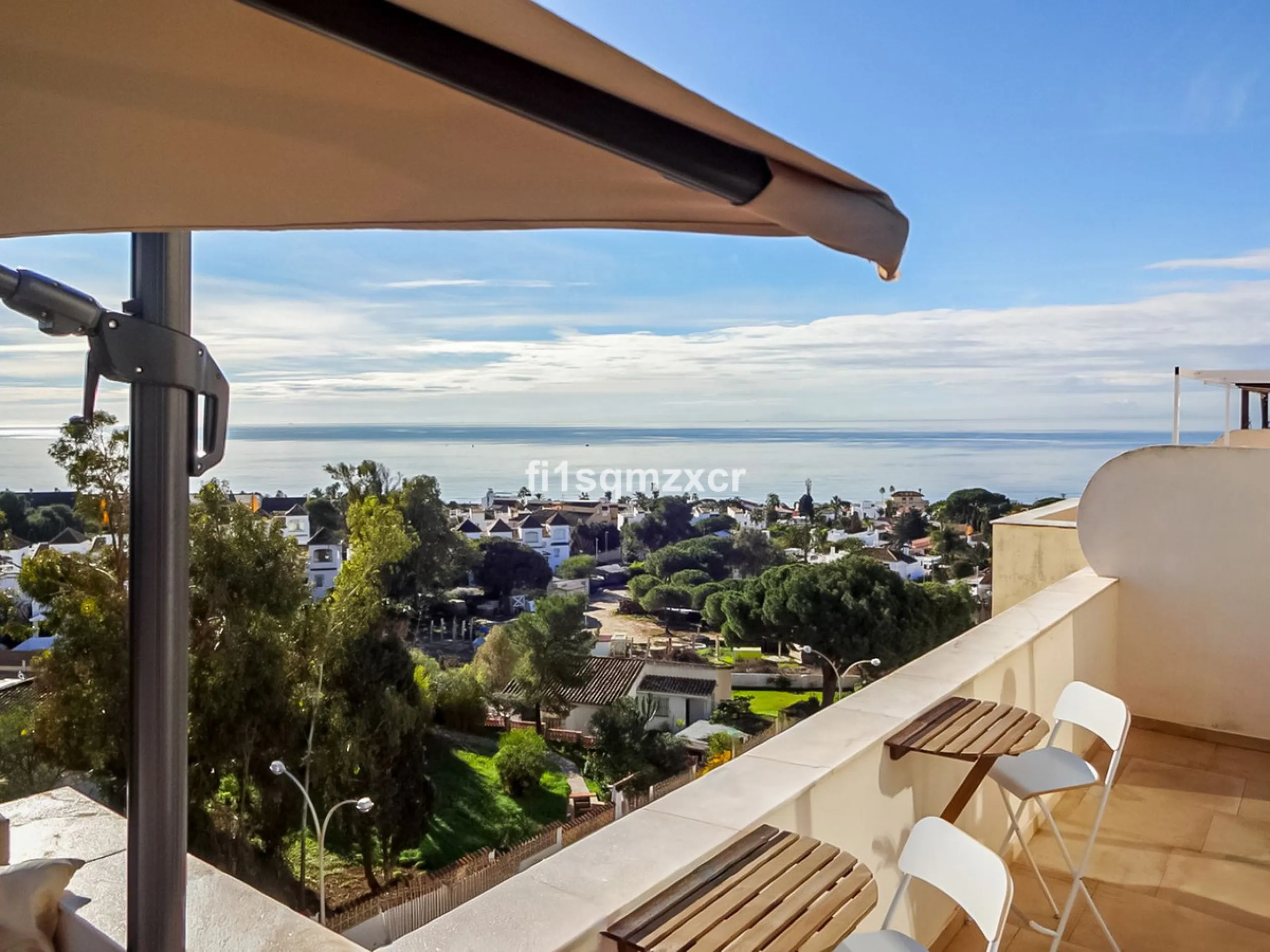 This unique corner penthouse with extraordinary views is located just a few minutes' walk from one of Marbella's most beautiful beaches, home to the best beach clubs, chiringuitos, and beach restaurants. The property has been completely redesigned and mod