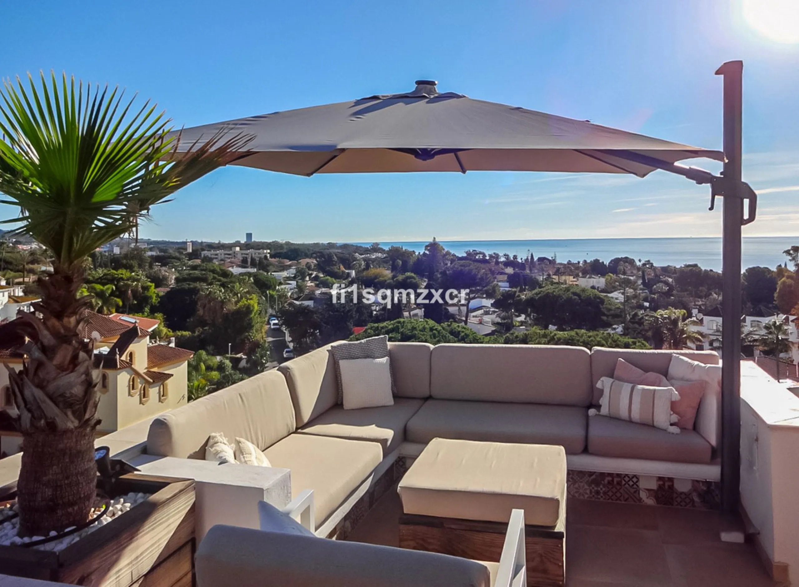 This unique corner penthouse with extraordinary views is located just a few minutes' walk from one of Marbella's most beautiful beaches, home to the best beach clubs, chiringuitos, and beach restaurants. The property has been completely redesigned and mod