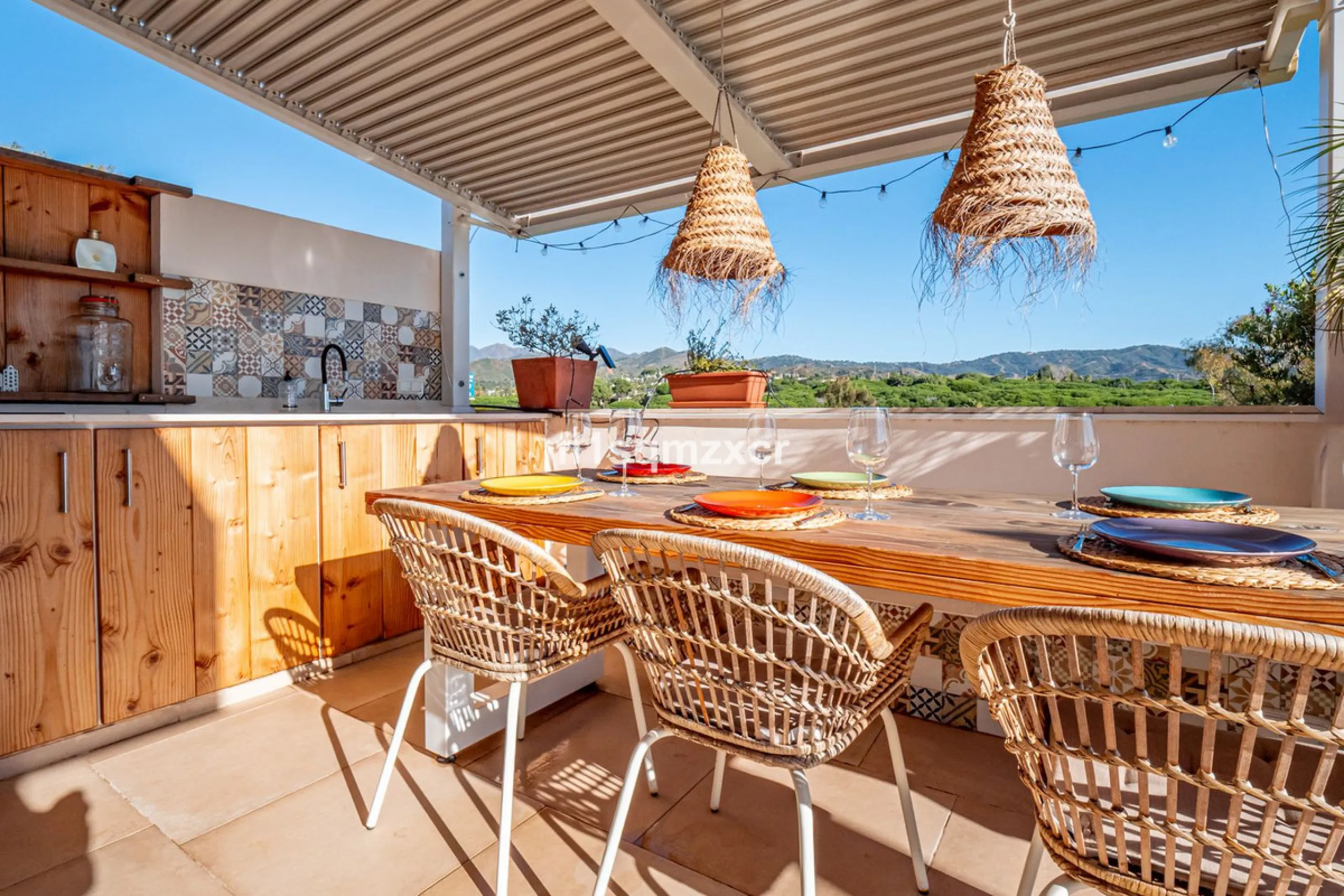 This unique corner penthouse with extraordinary views is located just a few minutes' walk from one of Marbella's most beautiful beaches, home to the best beach clubs, chiringuitos, and beach restaurants. The property has been completely redesigned and mod