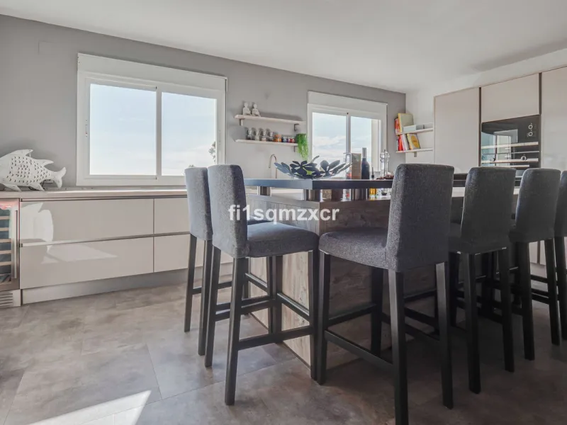 This unique corner penthouse with extraordinary views is located just a few minutes' walk from one of Marbella's most beautiful beaches, home to the best beach clubs, chiringuitos, and beach restaurants. The property has been completely redesigned and mod