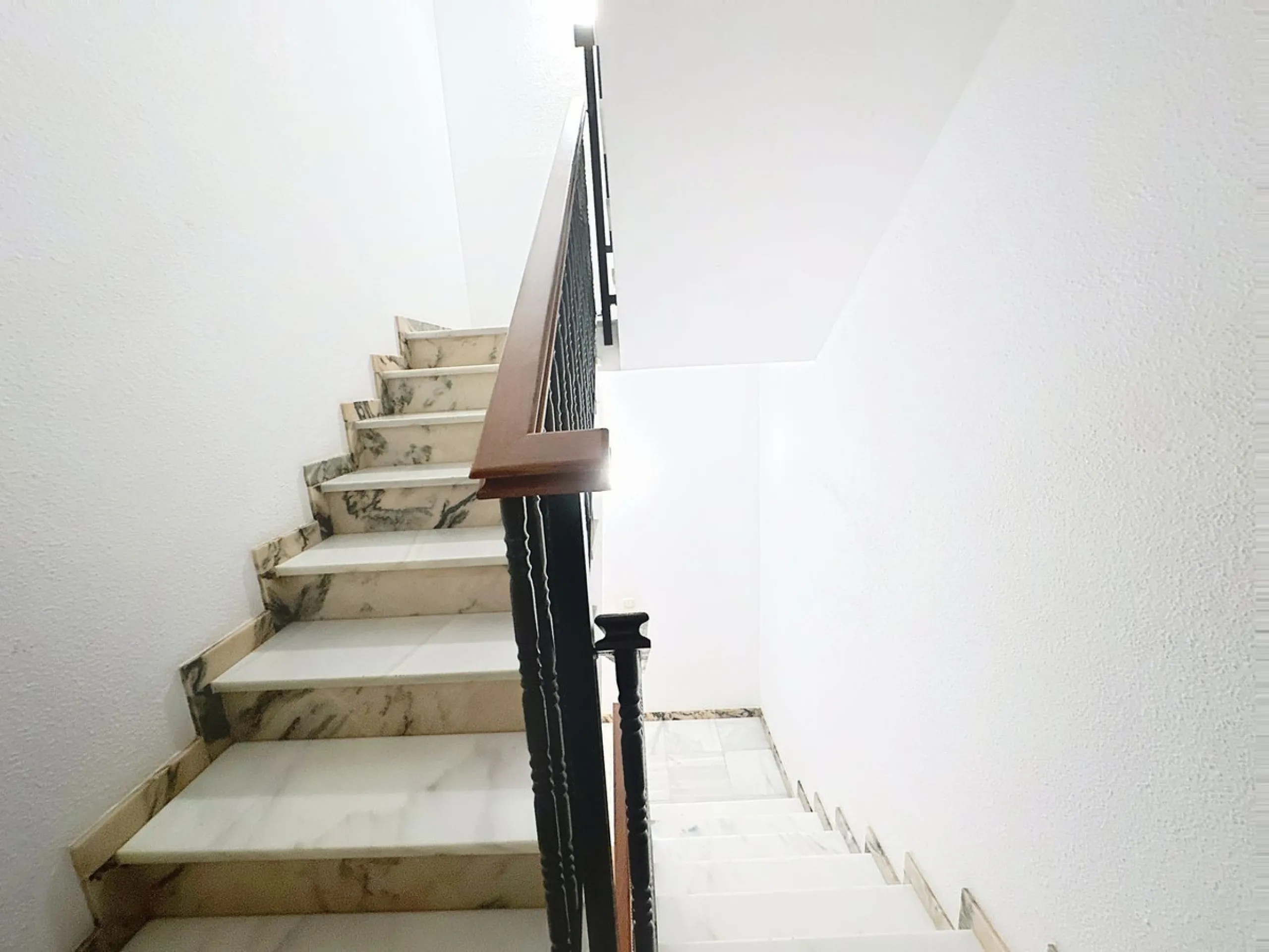 Unique Opportunity on a Main Street in the Center of Estepona – Just Steps from the Sea.