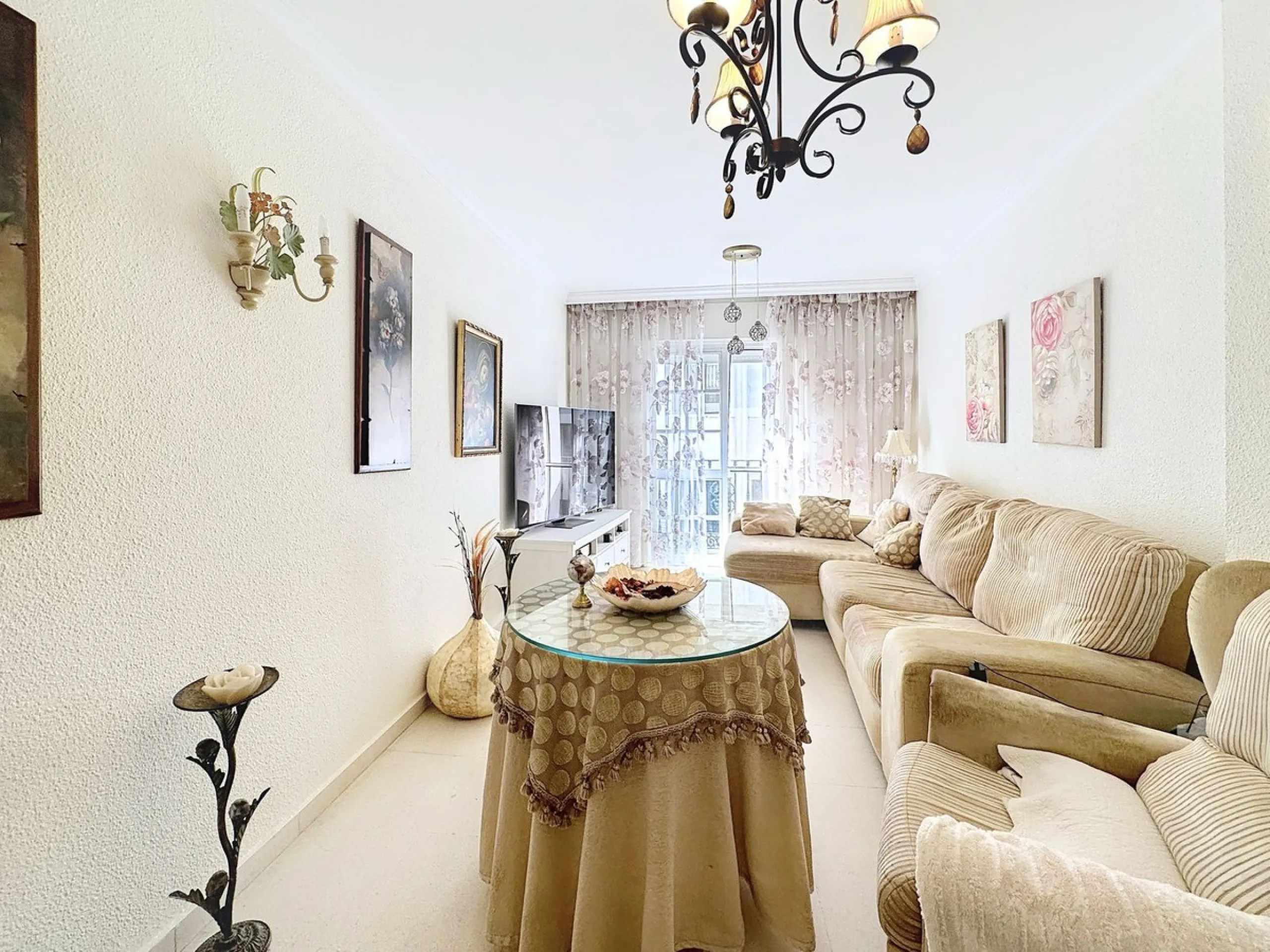 Unique Opportunity on a Main Street in the Center of Estepona – Just Steps from the Sea.