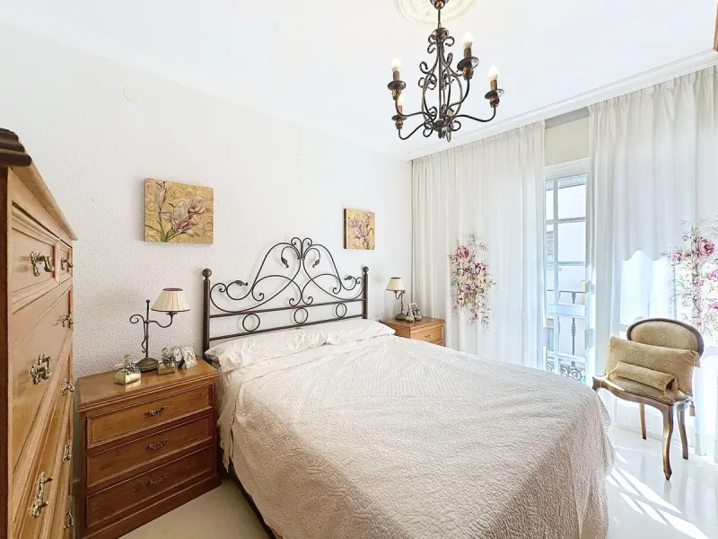Unique Opportunity on a Main Street in the Center of Estepona – Just Steps from the Sea.