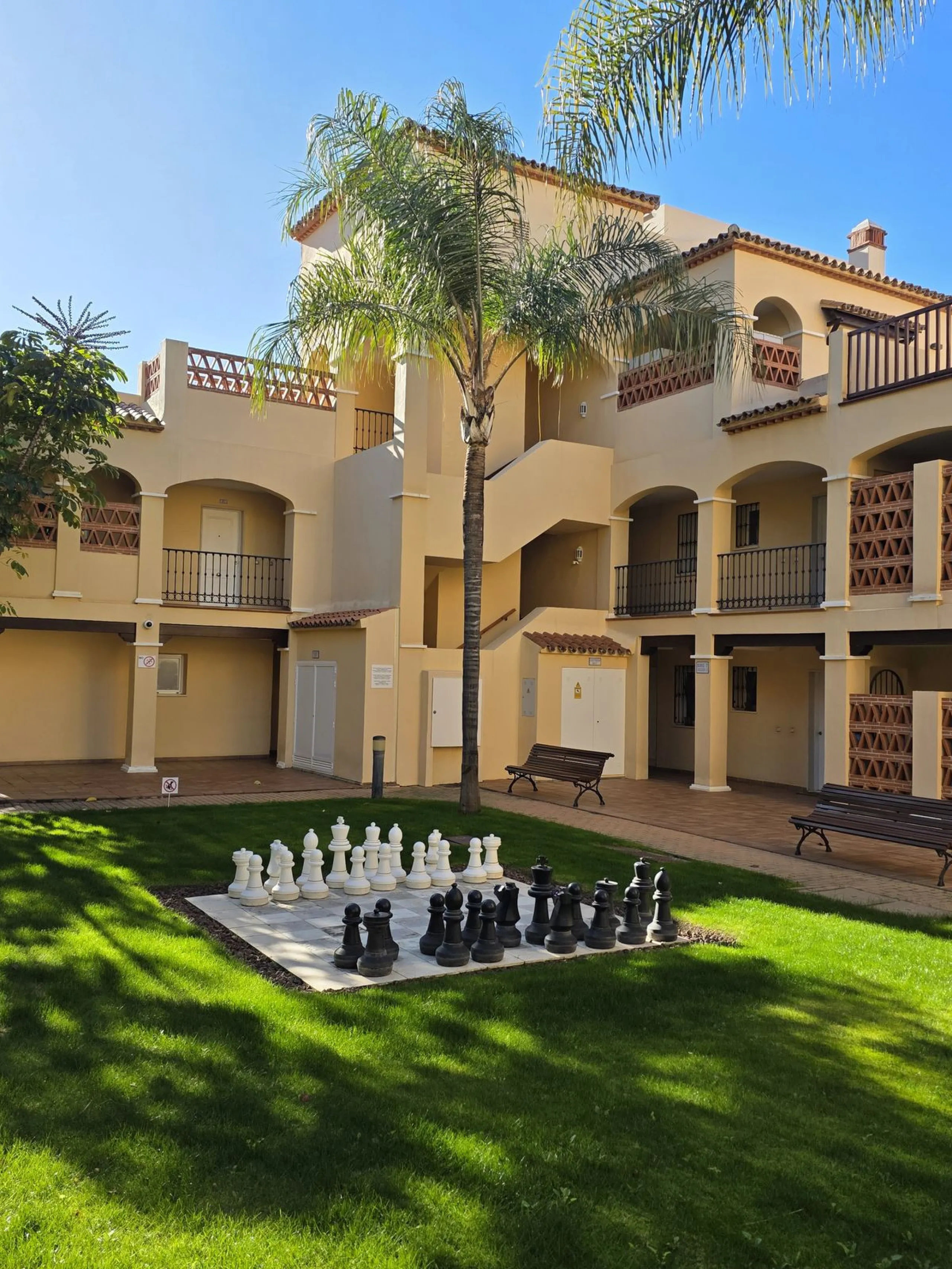 This beautiful apartment is the epitome of Marbella living: bright, spacious, plenty of outdoor space, 5 star resort amenities and stunning views. This corner apartment offers the most sensational views across the coastline and surrounding mountainside fr