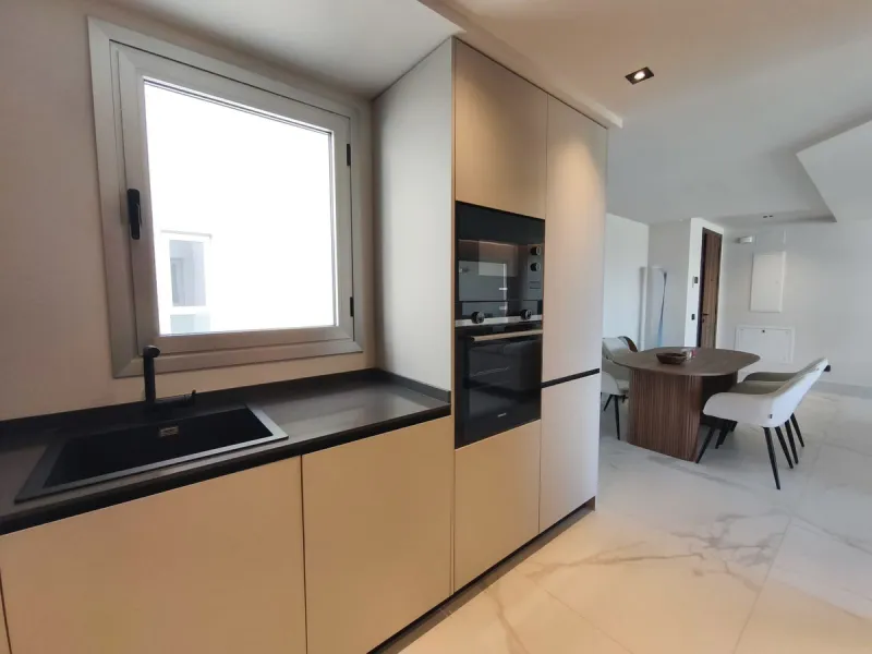 Apartment - Middle Floor Apartment в продаже в Marbella, Málaga. В доме 2 спален и 2 ванных комнат. Площадь дома 103 м²
