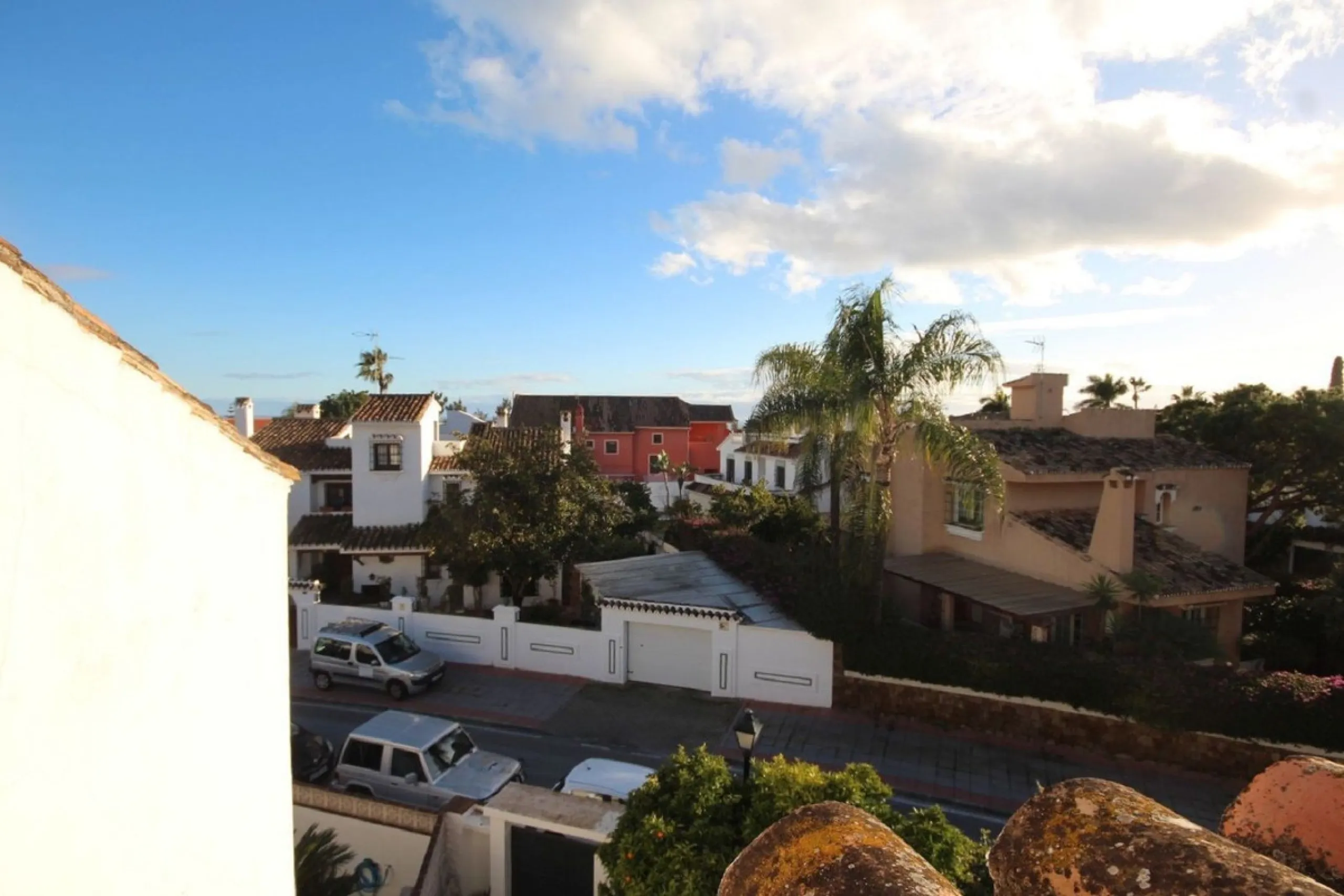 Spacious 5-Bedroom Townhouse in a Prime Marbella Location