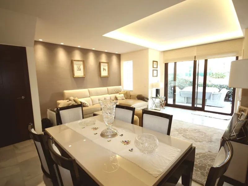 Spacious 5-Bedroom Townhouse in a Prime Marbella Location