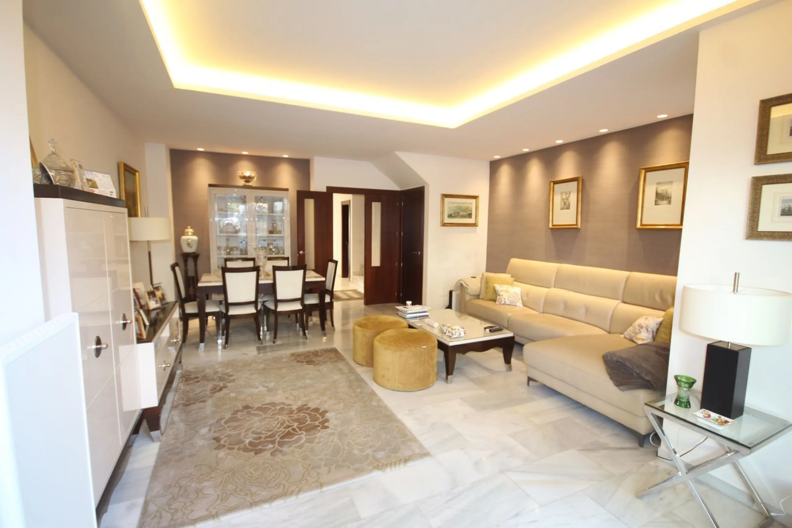 Spacious 5-Bedroom Townhouse in a Prime Marbella Location