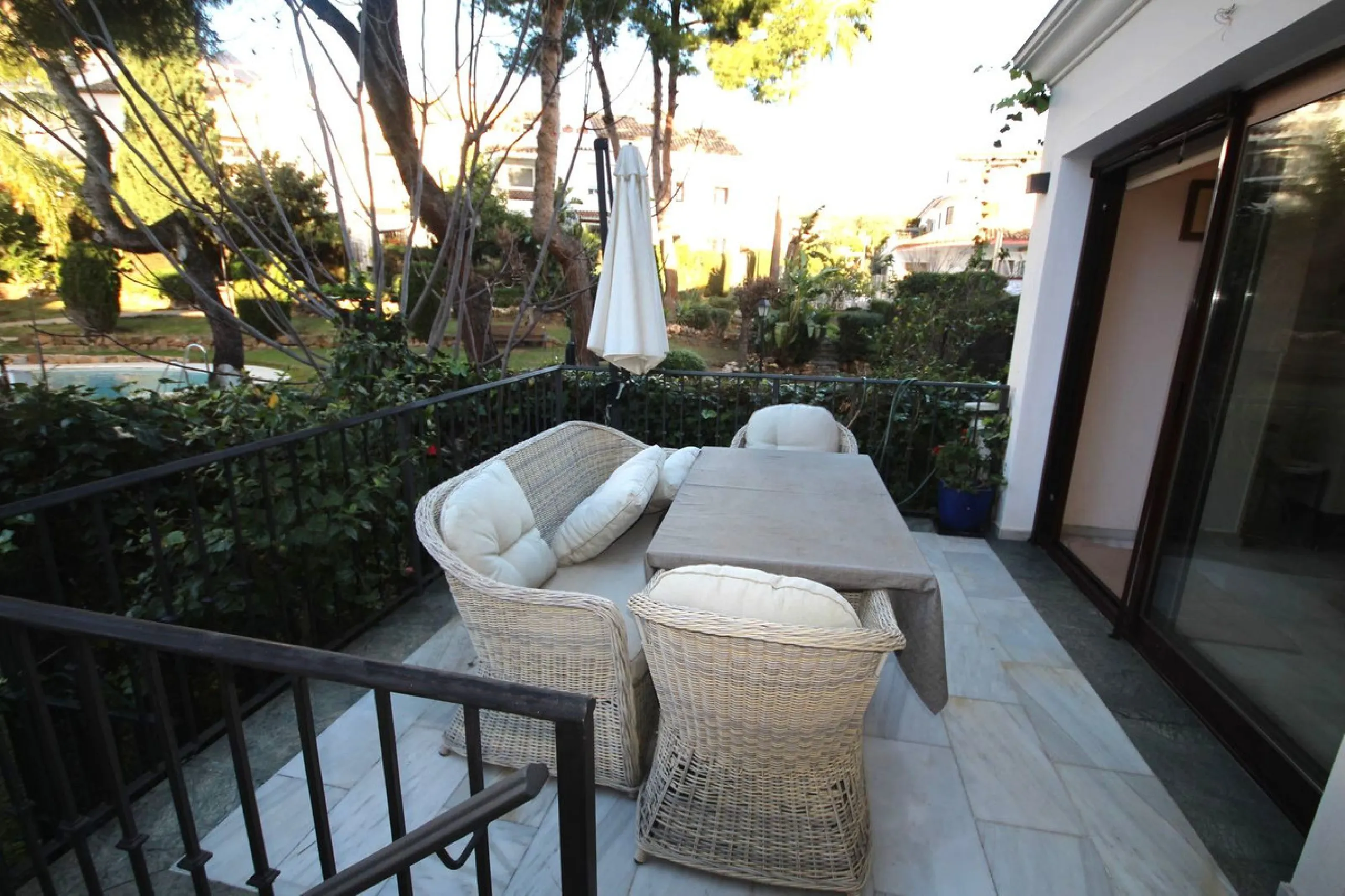 Spacious 5-Bedroom Townhouse in a Prime Marbella Location