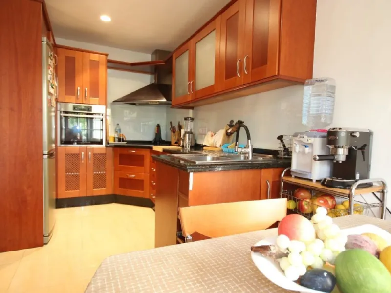 Spacious 5-Bedroom Townhouse in a Prime Marbella Location