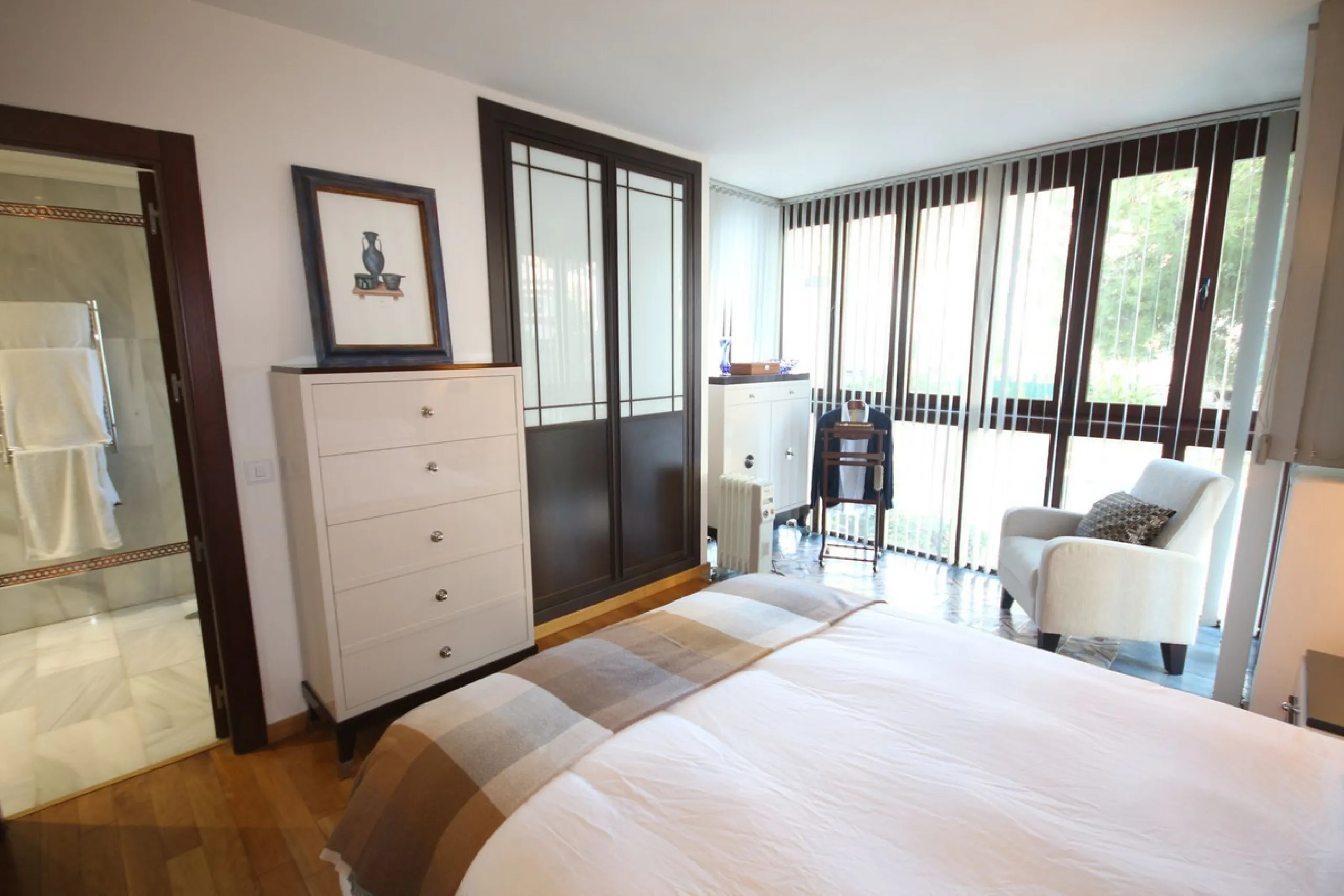 Spacious 5-Bedroom Townhouse in a Prime Marbella Location
