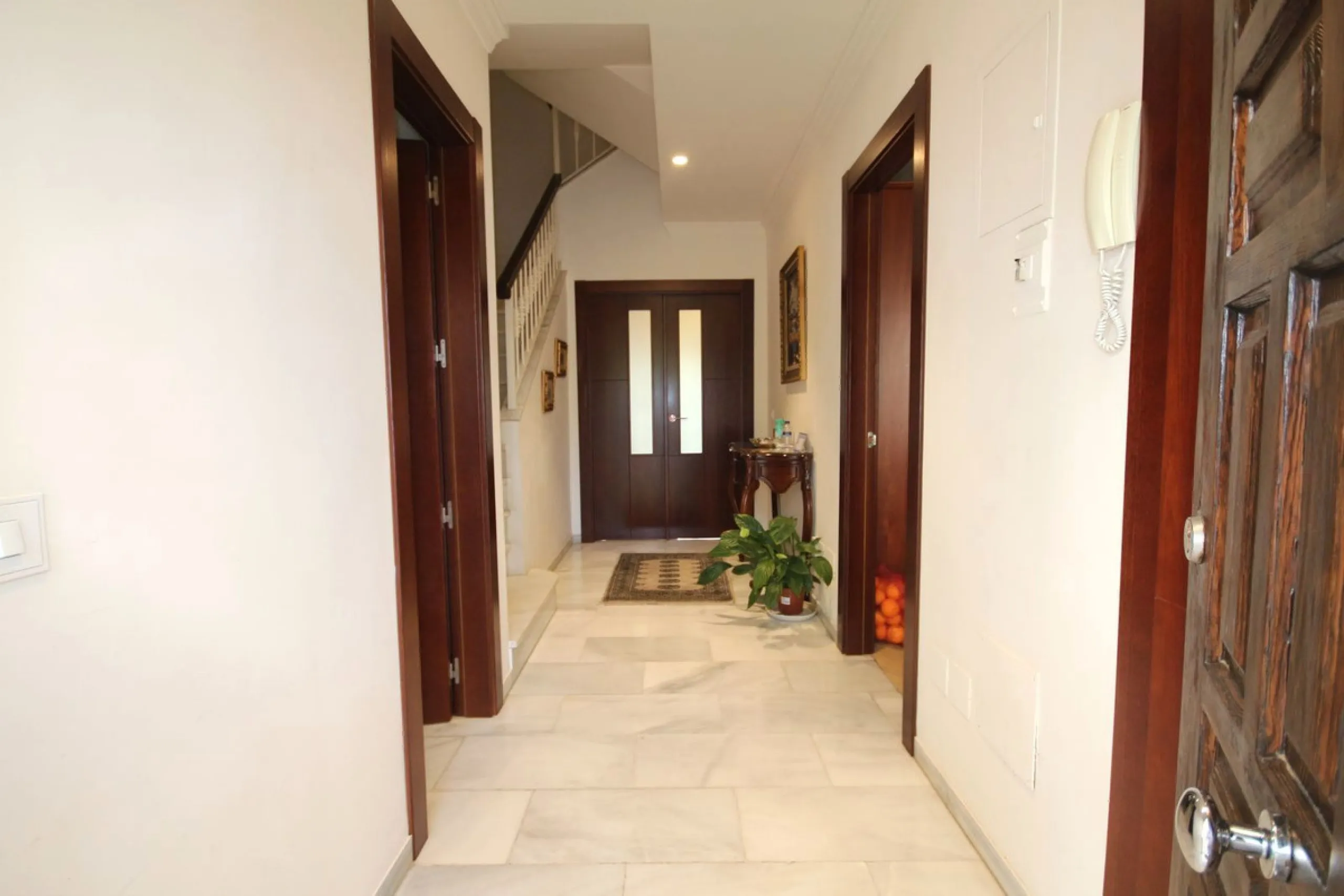Spacious 5-Bedroom Townhouse in a Prime Marbella Location