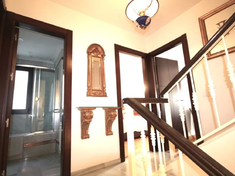Spacious 5-Bedroom Townhouse in a Prime Marbella Location