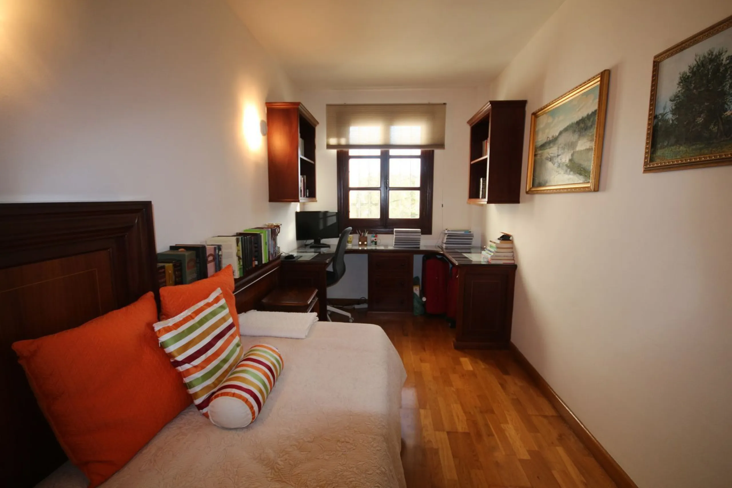 Spacious 5-Bedroom Townhouse in a Prime Marbella Location