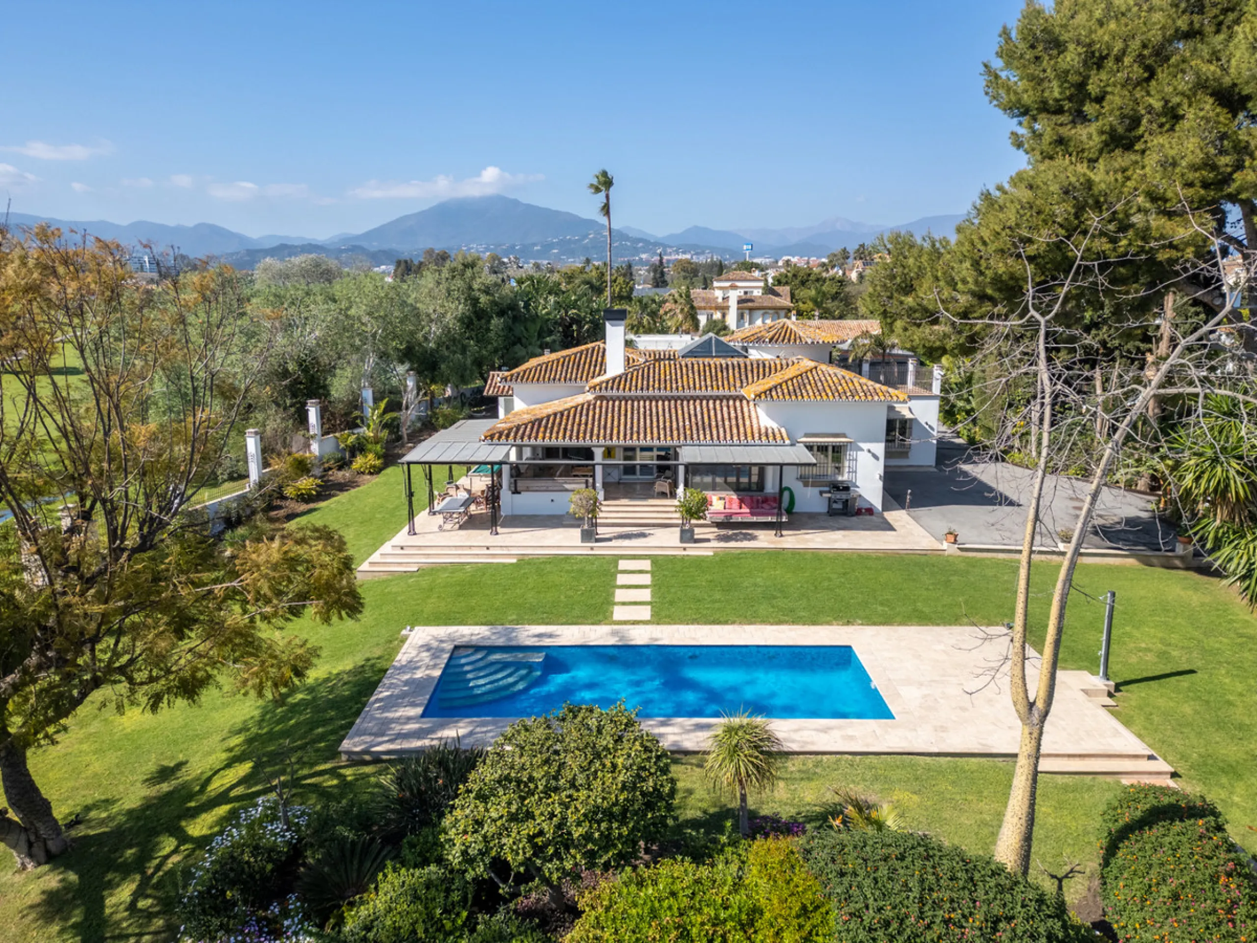 Villa Los Leones