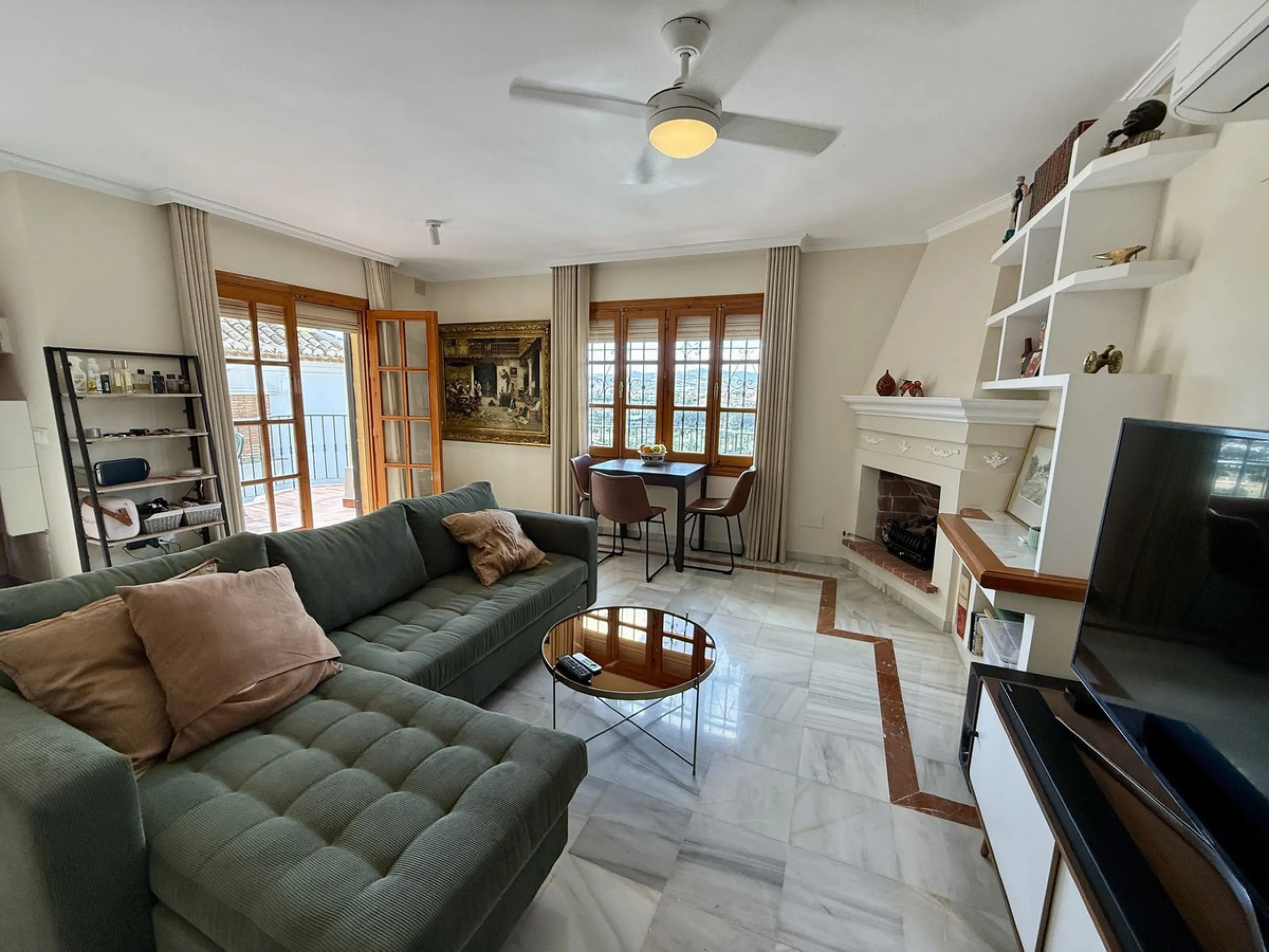 Townhouse with amazing panoramic views in Puebla Aida, Mijas Golf