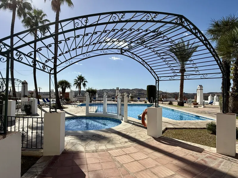 Townhouse with amazing panoramic views in Puebla Aida, Mijas Golf