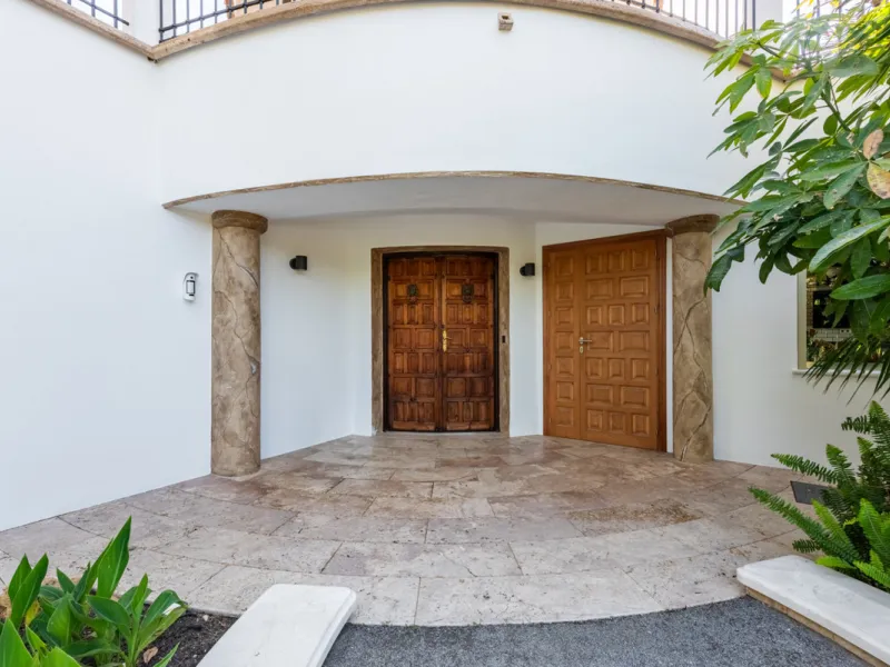 Villa Los Leones