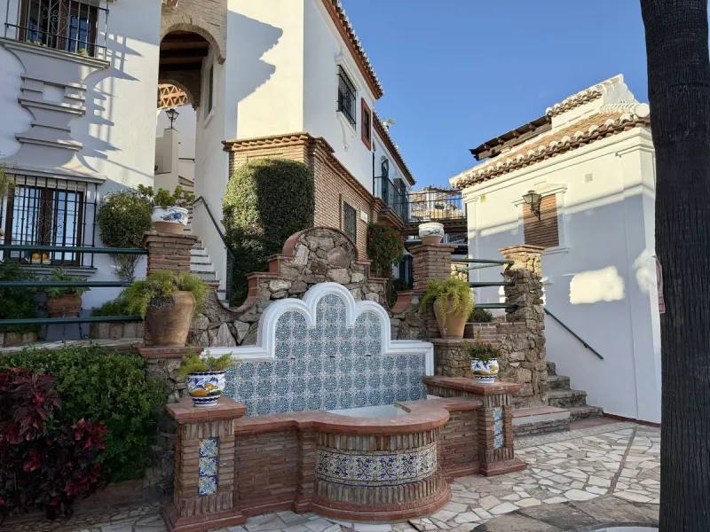 Townhouse with amazing panoramic views in Puebla Aida, Mijas Golf