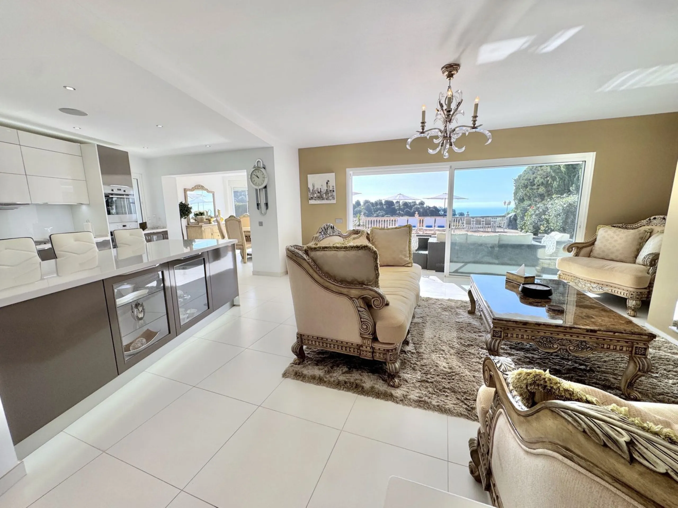 New Listing - Lovely 5 bed, 3.5 bath Villa on elevated plot in Upper Calahonda, offering beautiful panoramic views over tree-lined hillside down to the sea.