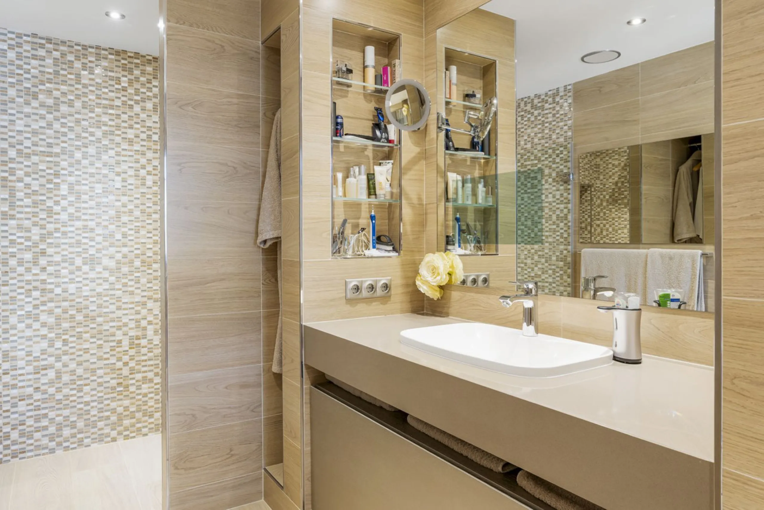 Top-Quality 4-Bedroom Penthouse in Altos de los Almendros, Benahavís