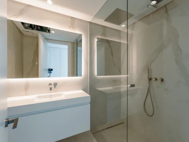 Luxury South-Facing Ground Floor Apartment with Magnificent Sea Views (Apartment 4.0.2)