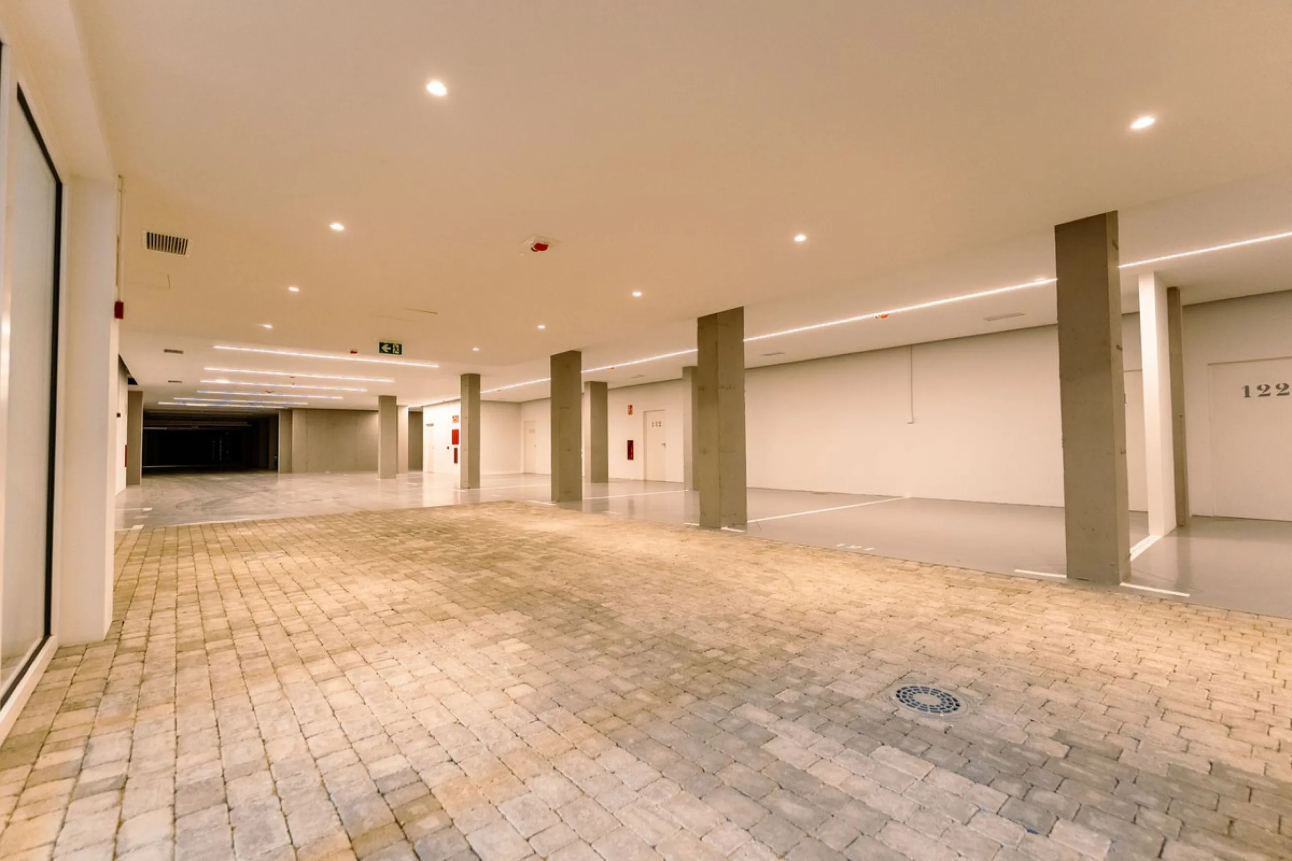 Luxury South-Facing Ground Floor Apartment with Magnificent Sea Views (Apartment 4.0.2)