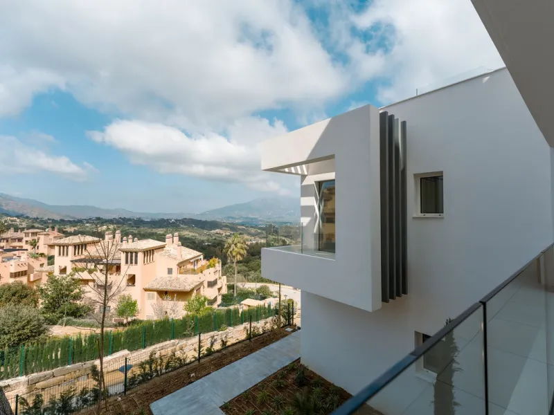 Luxury Middle Floor Apartment with Magnificent Sea Views (Apartment 5.1.1)