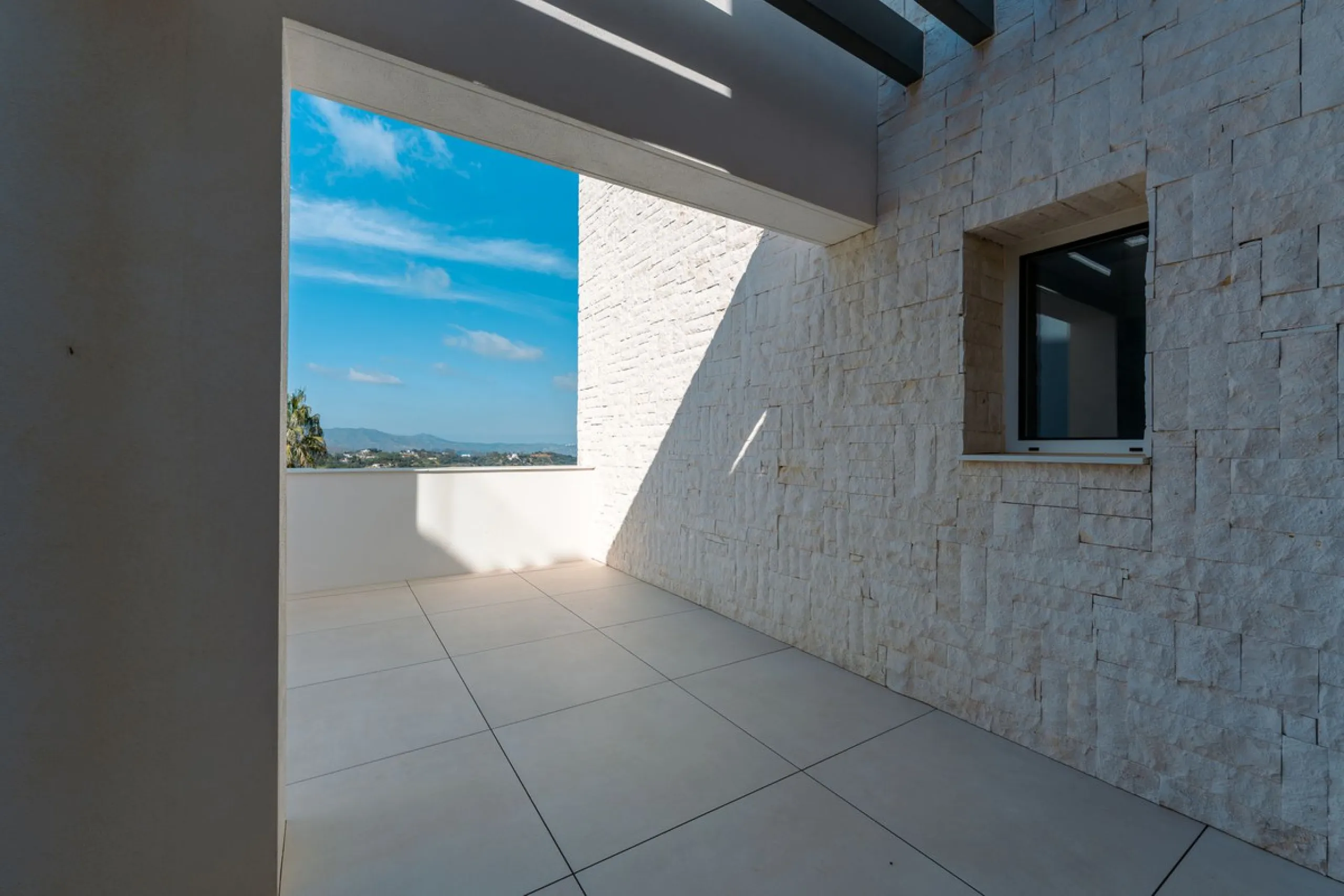 High-End Ground Floor Residence with Sea Views (Apartment 6.0.1)