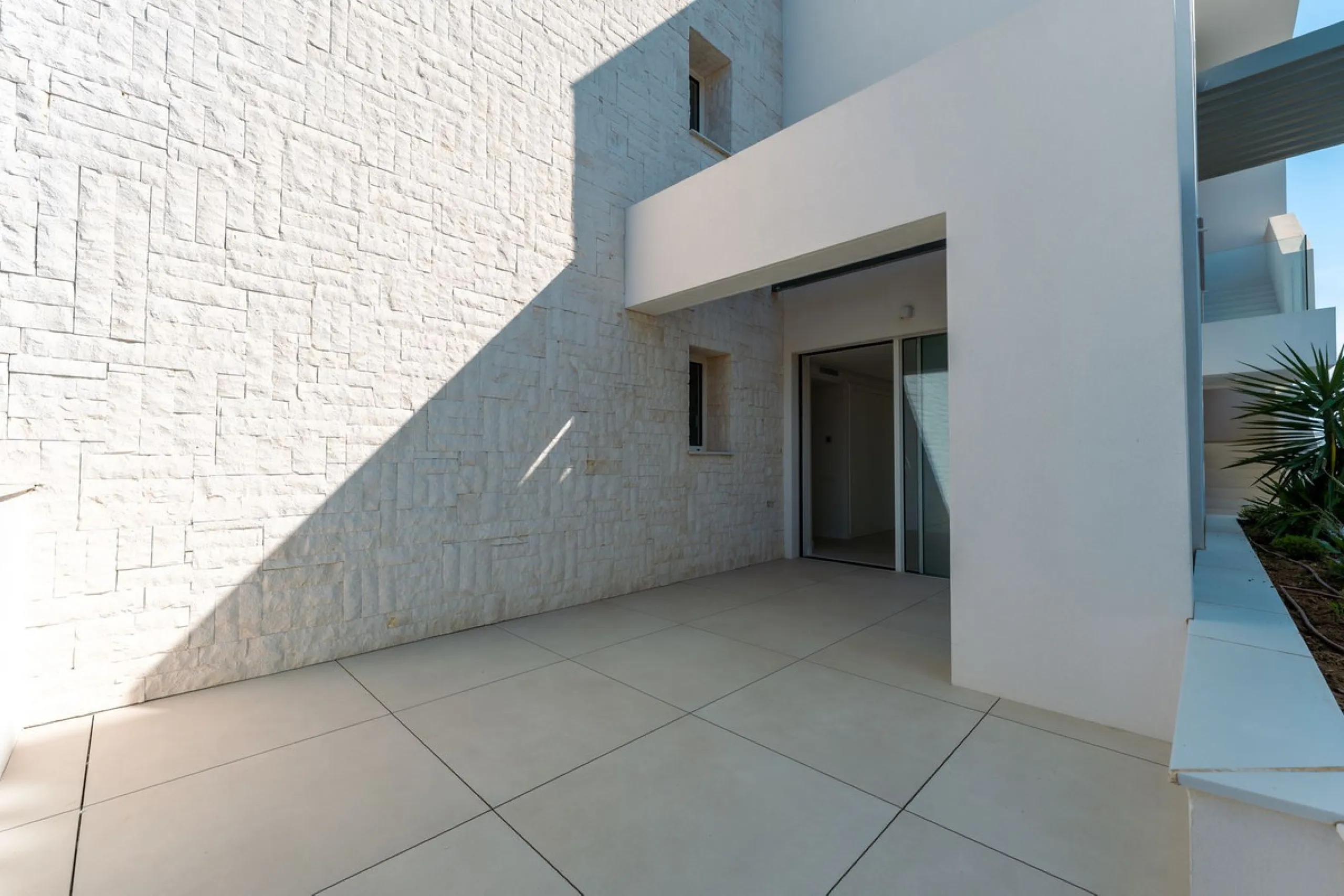 High-End Ground Floor Residence with Sea Views (Apartment 6.0.1)